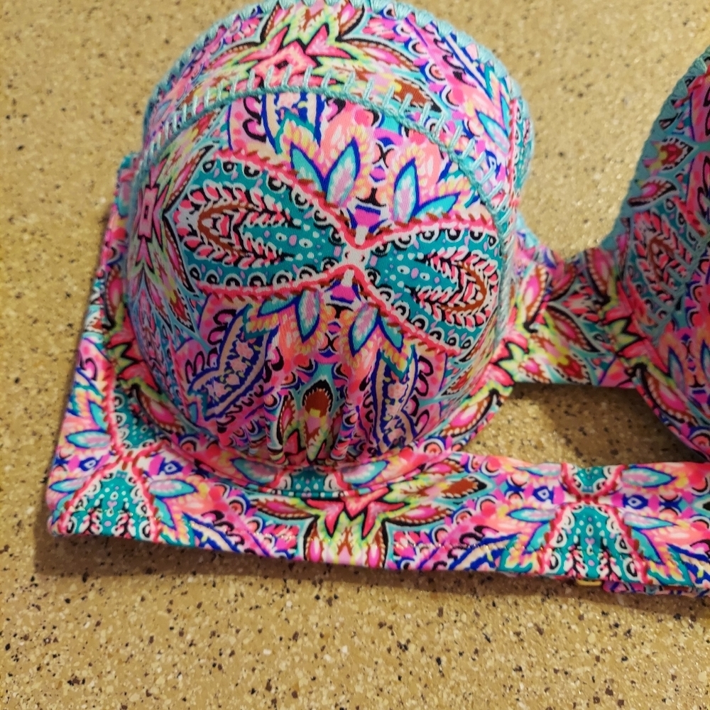 Shade & Shore Strapless Bandeau Bikini Top - Picture 8 of 12